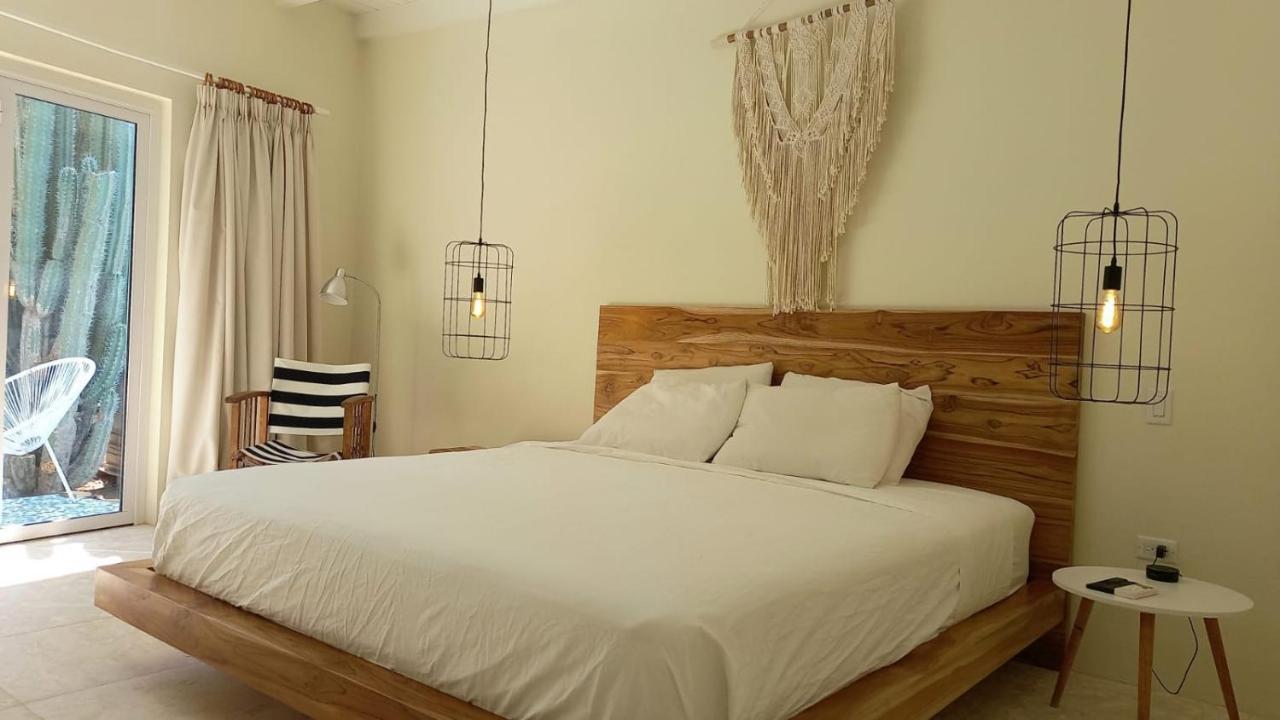 Naima Luxury Home, Cottage & Apartment Rentals Paradera Esterno foto
